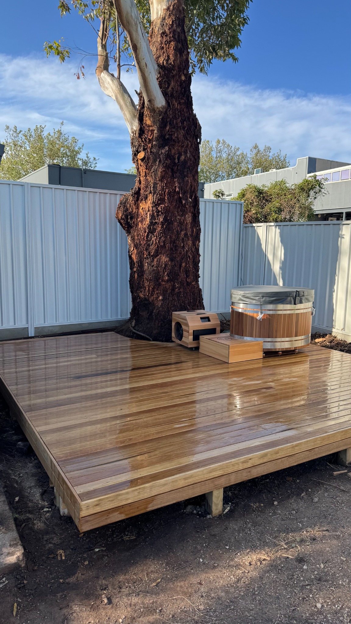 Timber deck by Builders Bloc